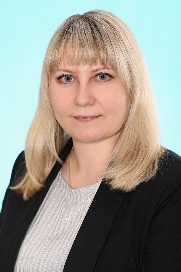 Папырина Ирина Михайловна.
