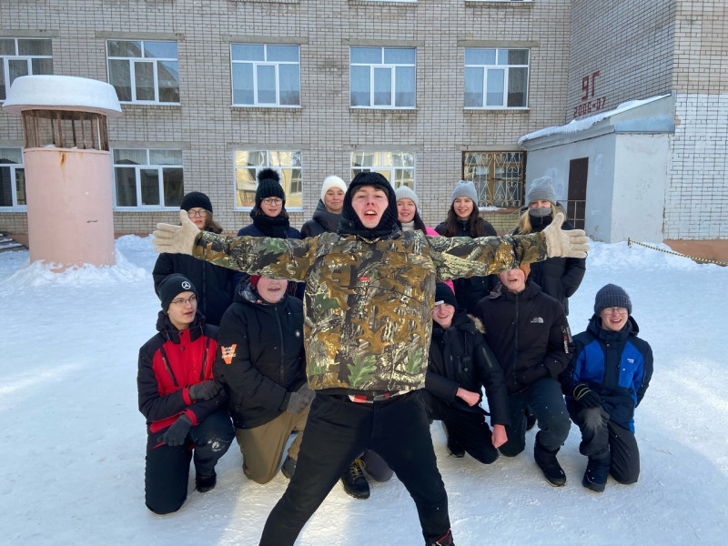 18 февраля для учащихся 6-11 классов прошла военно-патриотическая игра «Зарница». .